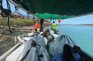 Paspaley and Dambimagari - Cleaning Up Marine Debris